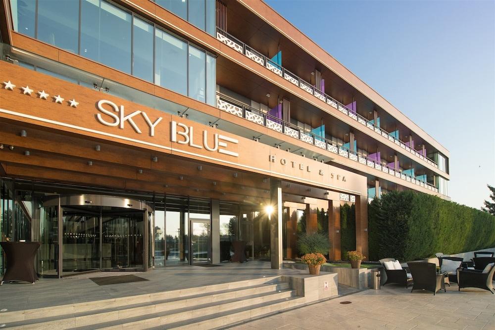 Sky Blue Hotel & Spa Ploieşti Extérieur photo